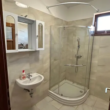 The Rose House Apartman
